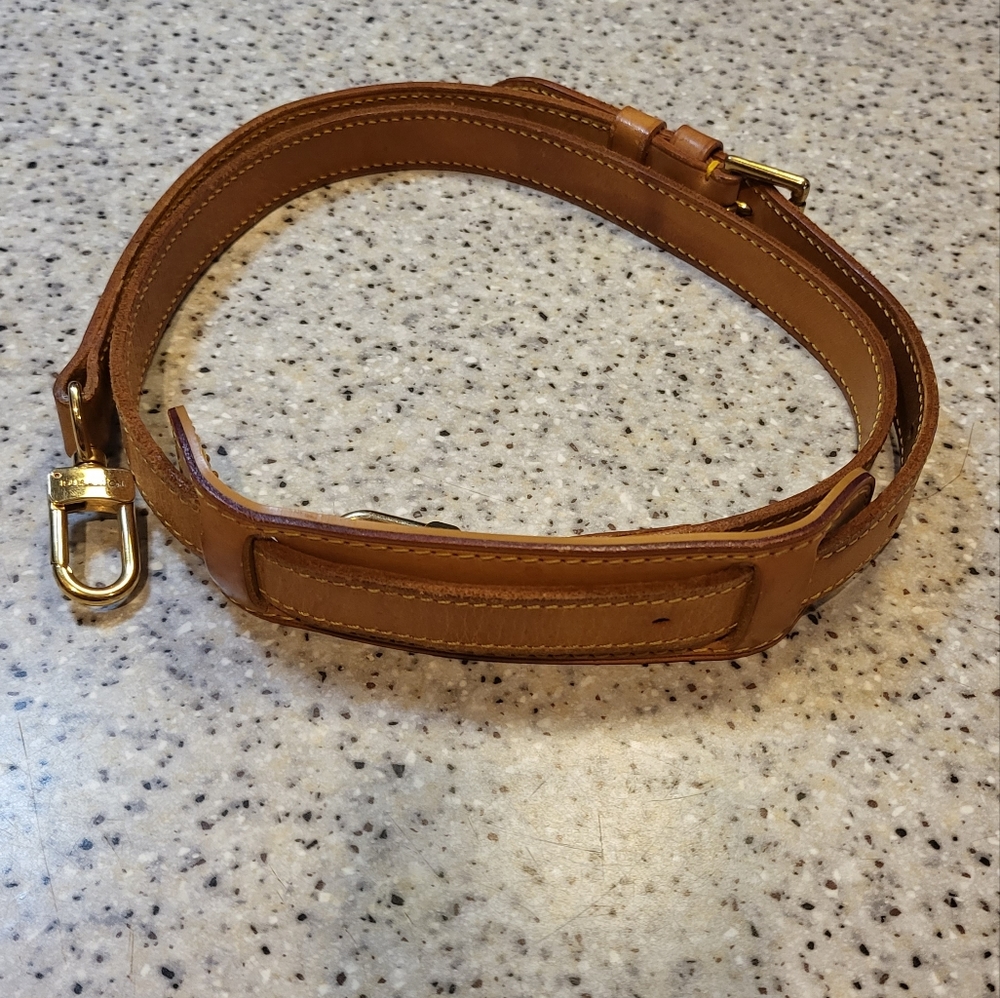 Louis vuitton strap